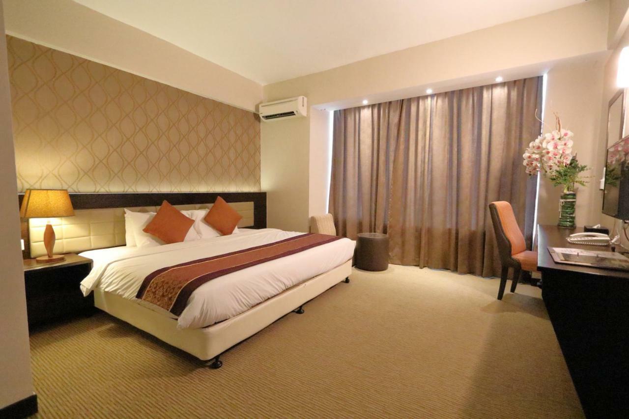 เกสท์โฮเต็ลแอนด์สปา Hotel พอร์ตดิ๊กสัน ภายนอก รูปภาพ