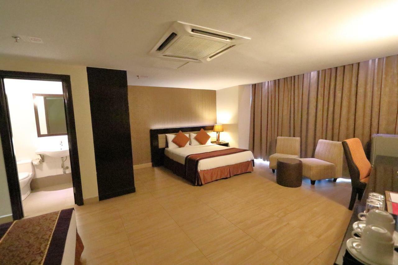 เกสท์โฮเต็ลแอนด์สปา Hotel พอร์ตดิ๊กสัน ภายนอก รูปภาพ