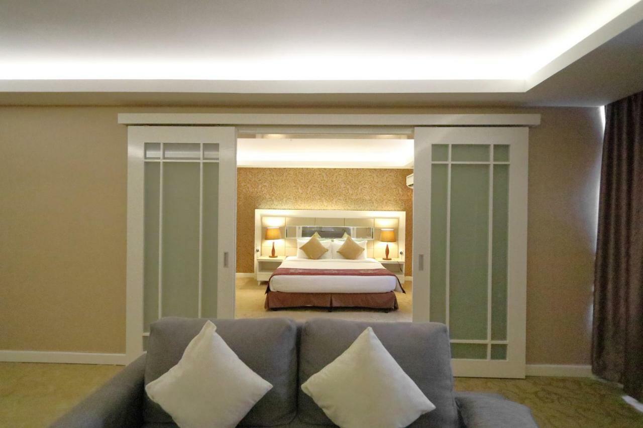 เกสท์โฮเต็ลแอนด์สปา Hotel พอร์ตดิ๊กสัน ภายนอก รูปภาพ